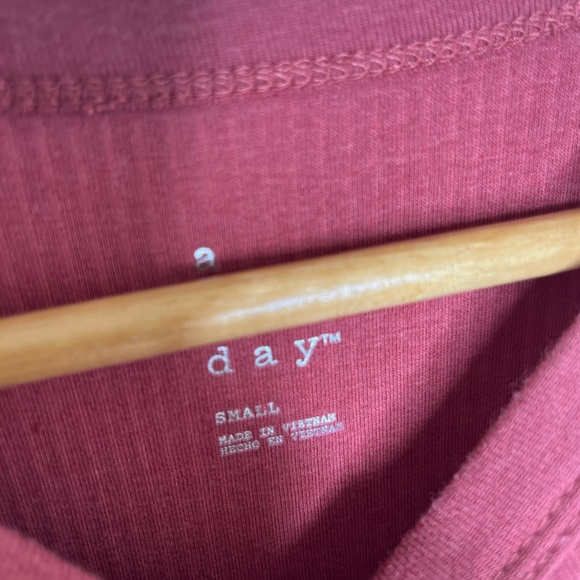 Rose Pink Top - Picture 3 of 3